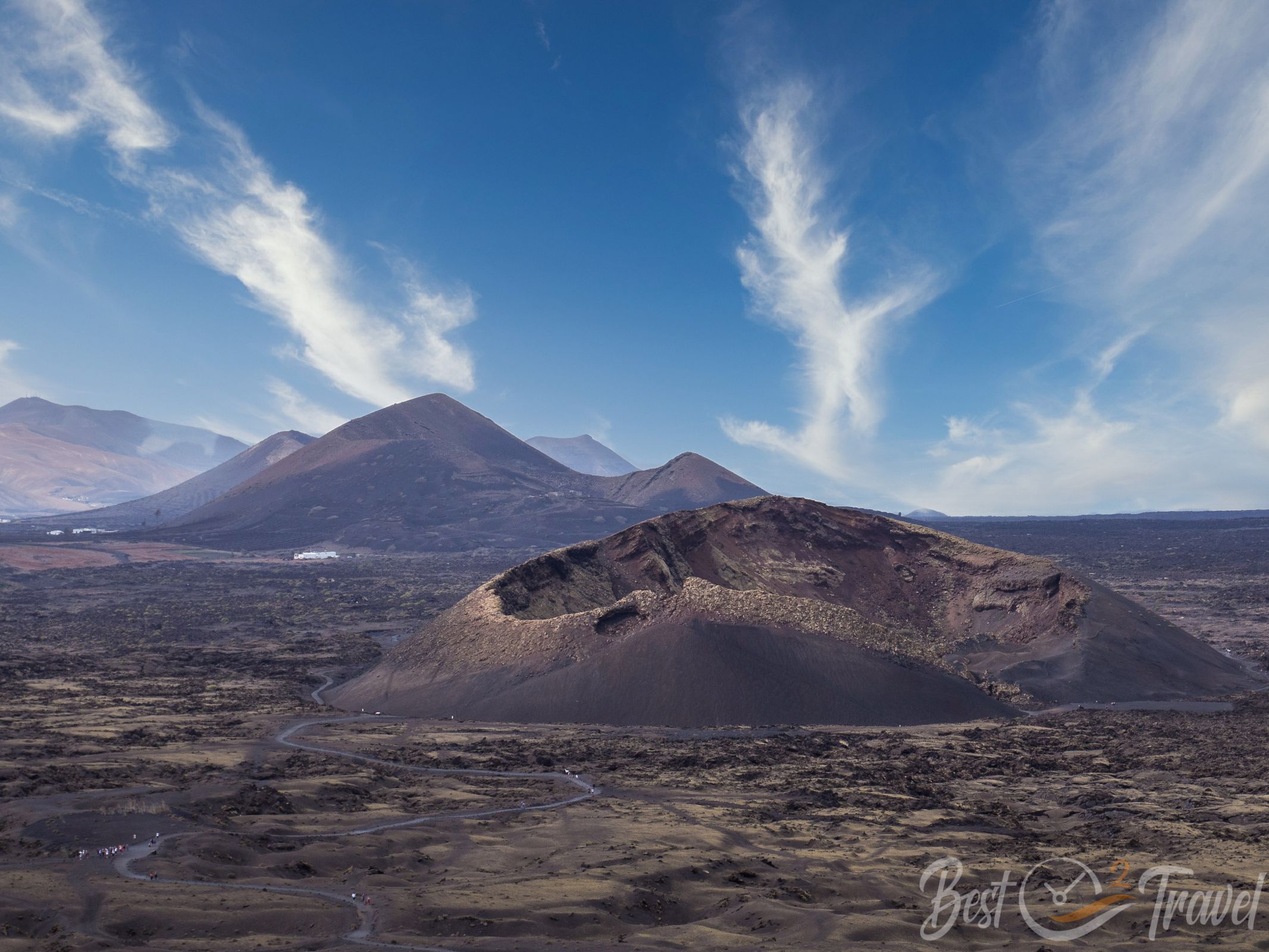 3-volcano-hikes-and-all-about-timanfaya-national-park-in-lanzarote
